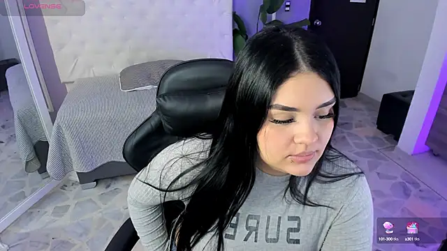 Snapshot of martinasaez chatting on October 4, 8:10 pm martinasaez online show from October 4, 8:10 pm