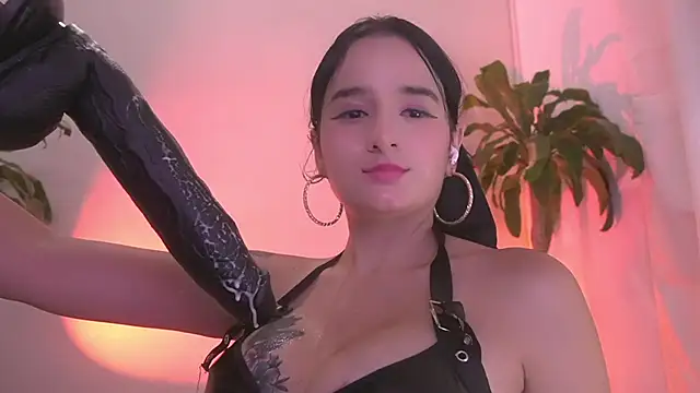 Sisirojas online show from April 15, 3:12 am