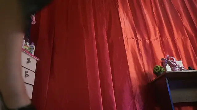 Sisirojas online show from October 30, 2:10 am