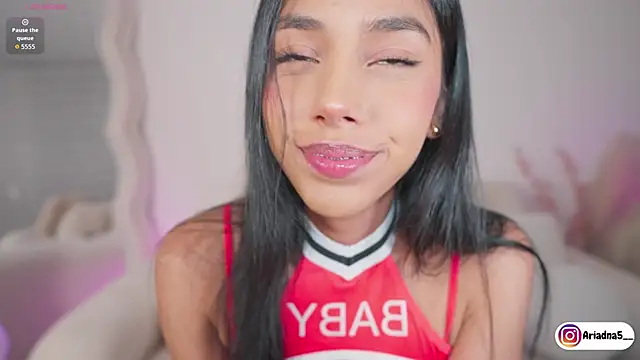 Snapshot of Ariadna5 chatting on November 30, 4:46 am Ariadna5 online show from November 30, 4:46 am