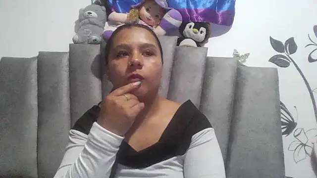 Charis 21 online show from April 22, 11:22 pm