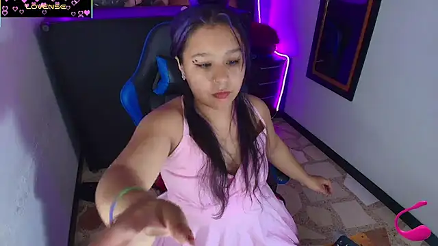 Charis 21 online show from February 11, 7:25 pm