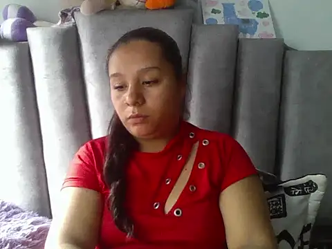 Charis 21 online show from May 25, 9:24 pm
