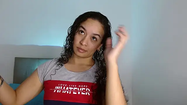 Snapshot of angela__98 chatting on February 25, 12:16 pm angela 98 online show from February 25, 12:16 pm