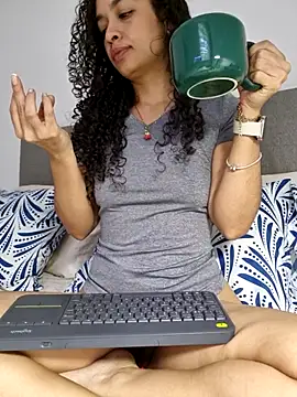 angela  98 online show from April 18, 1:46 pm