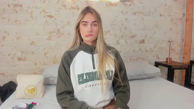 maryy campbell  online show from February 25, 10:59 am