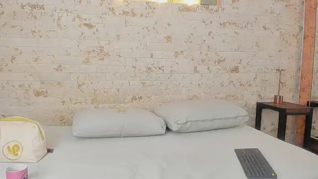 maryy campbell  online show from March 11, 11:04 am