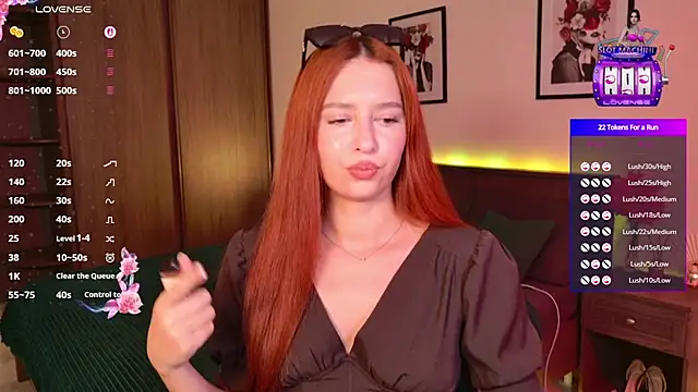 Snapshot of EleanorePeach chatting on July 3, 11:28 am EleanorePeach online show from July 3, 11:28 am
