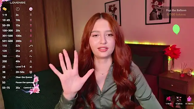 Snapshot of EleanorePeach chatting on May 9, 1:25 pm EleanorePeach online show from May 9, 1:25 pm