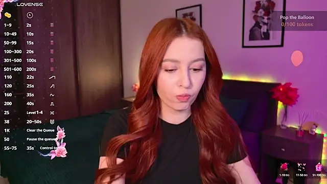 Snapshot of EleanorePeach chatting on May 1, 11:15 am EleanorePeach online show from May 1, 11:15 am