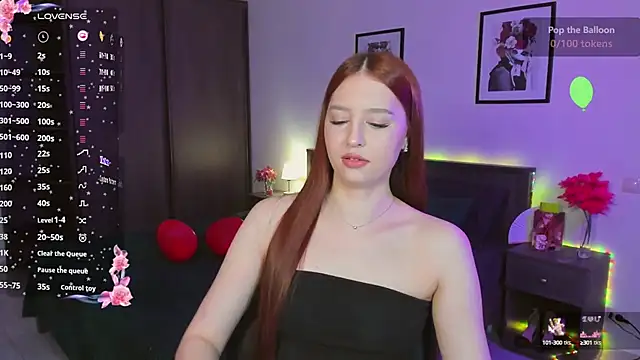 EleanorePeach online show from February 28, 6:21 am