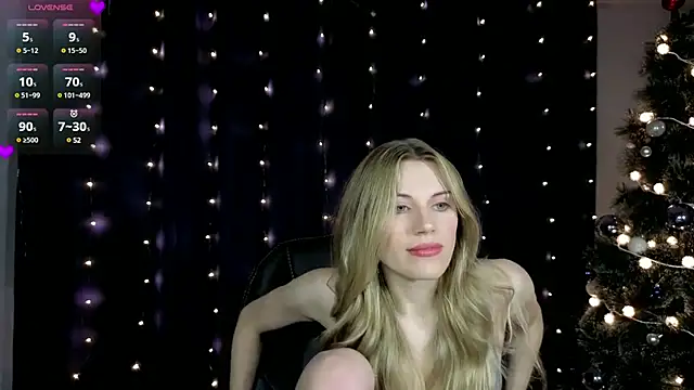 Lilianna Just online show from December 6, 5:28 pm