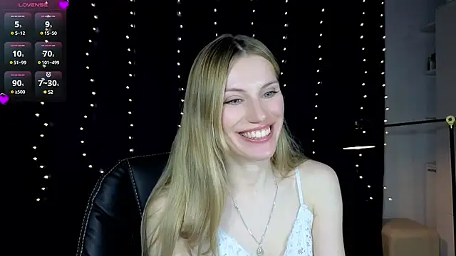 Lilianna Just online show from March 6, 4:17 pm