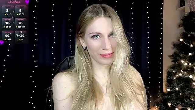 Lilianna Just online show from December 31, 6:24 pm
