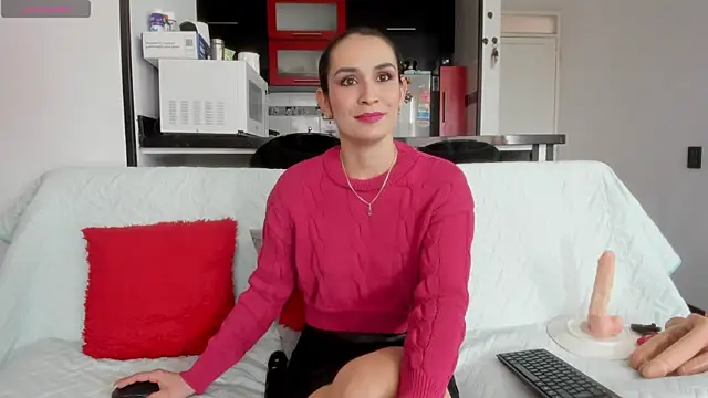 Snapshot of Layla_Sia chatting on July 9, 3:44 pm Layla Sia online show from July 9, 3:44 pm