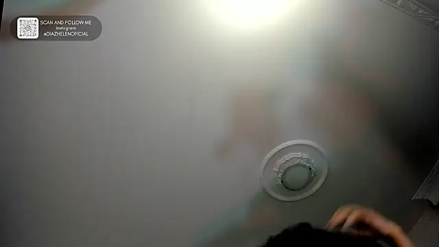 Apotheosis01 online show from April 5, 9:05 am