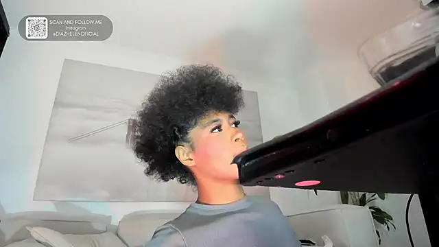 Apotheosis01 online show from April 17, 2:20 pm