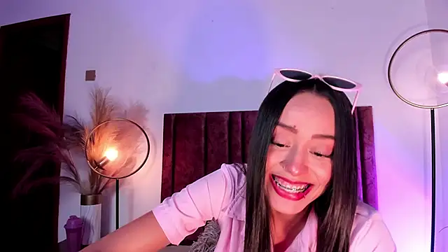 Snapshot of NoraDasilva chatting on March 13, 9:37 pm NoraDasilva online show from March 13, 9:37 pm