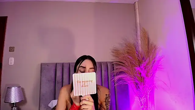 Snapshot of NoraDasilva chatting on November 21, 12:31 am NoraDasilva online show from November 21, 12:31 am