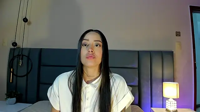Snapshot of NoraDasilva chatting on September 25, 1:00 am NoraDasilva online show from September 25, 1:00 am