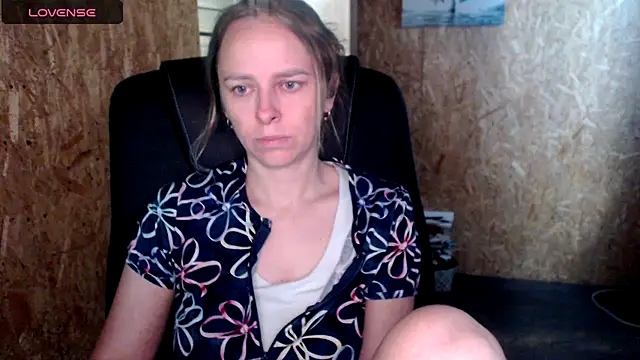 las sweet online show from July 24, 11:50 am