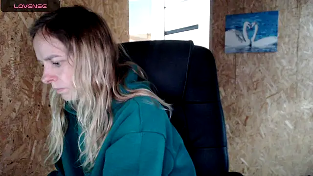 las sweet online show from June 19, 1:28 pm