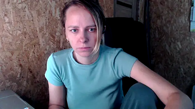 Snapshot of las_sweet chatting on September 17, 7:43 am las sweet online show from September 17, 7:43 am