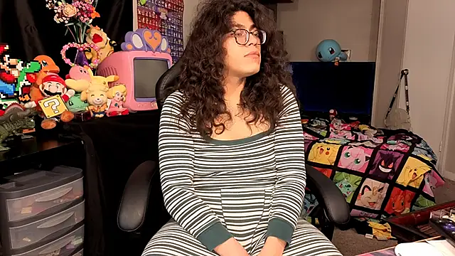 ShinyCherub online show from November 4, 1:20 am