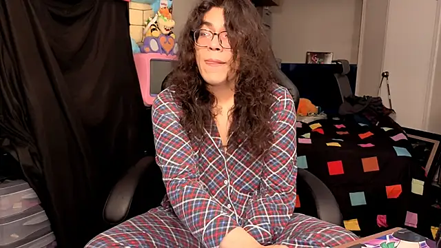 ShinyCherub online show from November 21, 12:42 am