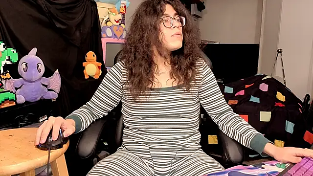 ShinyCherub online show from December 17, 1:54 am