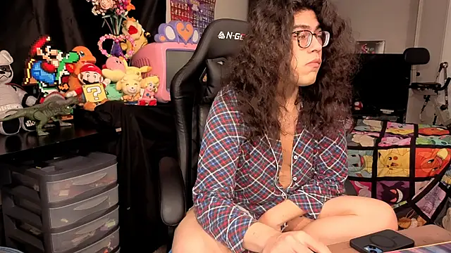 ShinyCherub online show from October 26, 10:59 am