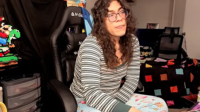 ShinyCherub online show from November 15, 3:38 pm