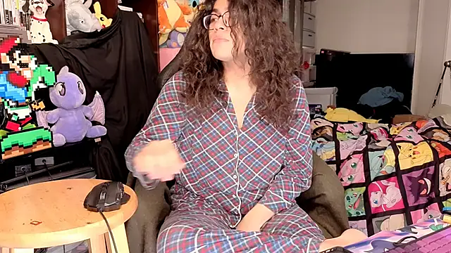 Snapshot of ShinyCherub chatting on January 8, 7:09 pm ShinyCherub online show from January 8, 7:09 pm