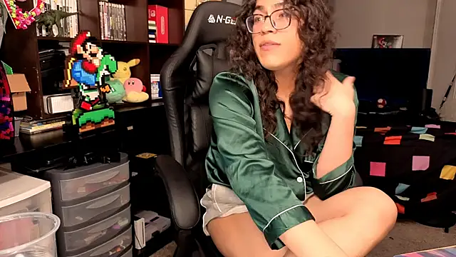 ShinyCherub online show from November 8, 1:36 pm