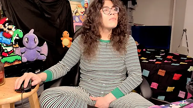 ShinyCherub online show from December 15, 3:34 am