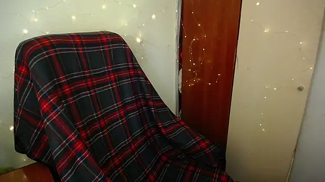 Snapshot of RedHeadSTARx chatting on July 9, 10:26 am RedHeadSTARx online show from July 9, 10:26 am