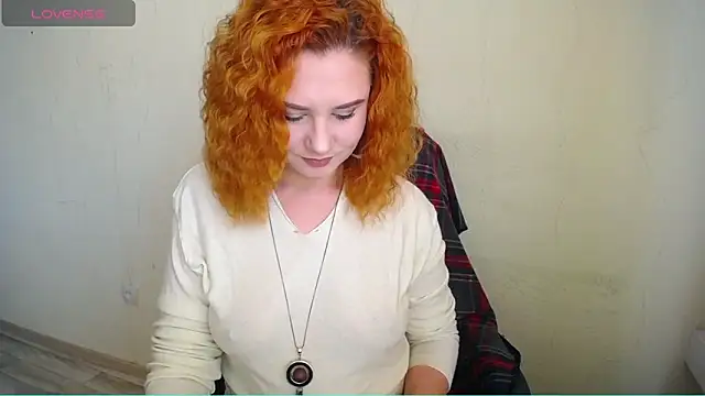 Snapshot of RedHeadSTARx chatting on February 28, 8:53 am RedHeadSTARx online show from February 28, 8:53 am