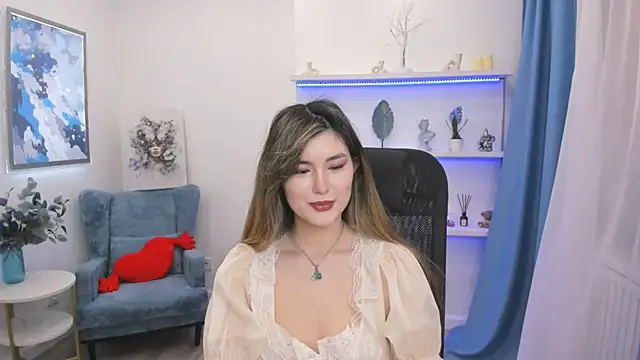 AnneTLi online show from March 22, 3:21 am