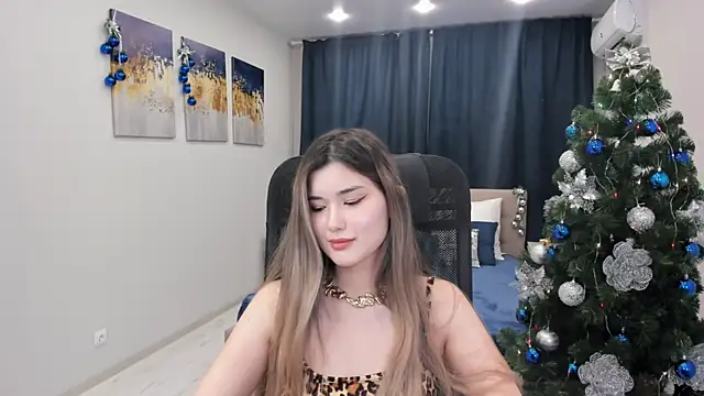 Snapshot of AnneTLi chatting on December 17, 9:50 am AnneTLi online show from December 17, 9:50 am