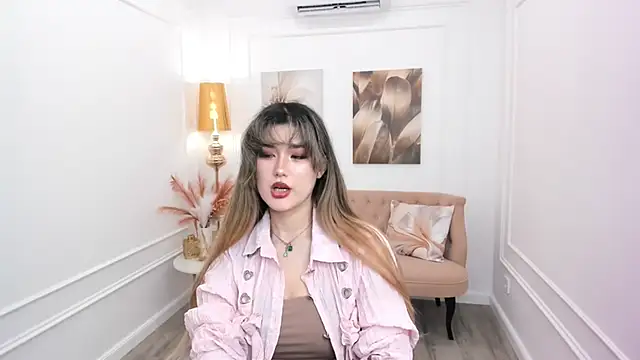 AnneTLi online show from May 16, 3:16 am