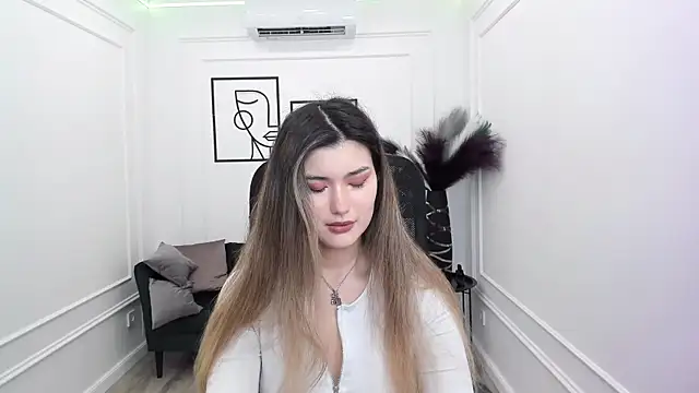 Snapshot of AnneTLi chatting on September 25, 3:23 am AnneTLi online show from September 25, 3:23 am