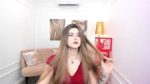 Snapshot of AnneTLi chatting on February 24, 3:18 am AnneTLi online show from February 24, 3:18 am