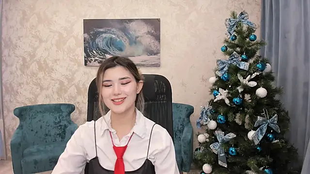 Snapshot of AnneTLi chatting on December 22, 9:44 am AnneTLi online show from December 22, 9:44 am