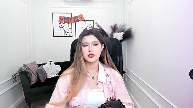 AnneTLi online show from October 24, 3:27 am