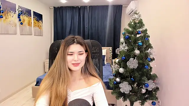 Snapshot of AnneTLi chatting on December 30, 9:48 am AnneTLi online show from December 30, 9:48 am