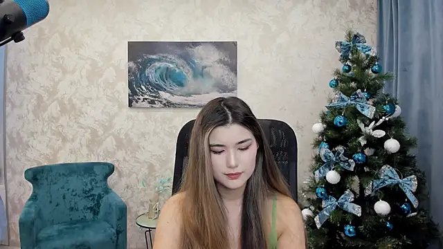 Snapshot of AnneTLi chatting on December 15, 3:34 am AnneTLi online show from December 15, 3:34 am