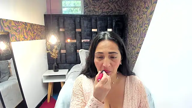 KatteMilf online show from April 14, 7:41 pm