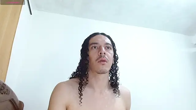 Snapshot of thefockers69 chatting on October 11, 11:28 pm thefockers69 online show from October 11, 11:28 pm