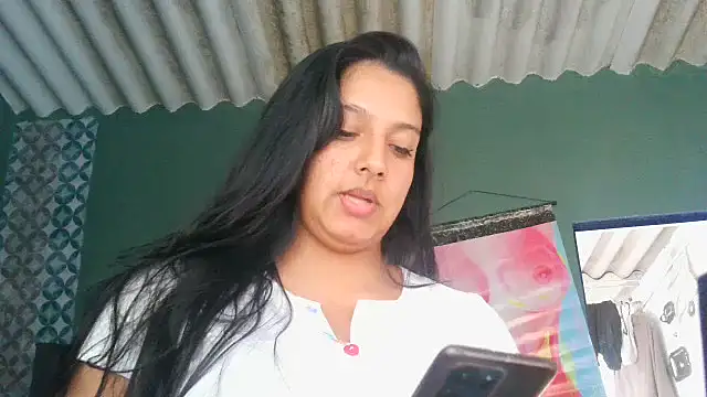 almaswan1 online show from September 24, 7:09 pm