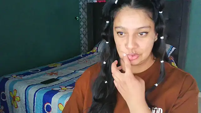 Snapshot of almaswan1 chatting on November 11, 4:57 pm almaswan1 online show from November 11, 4:57 pm